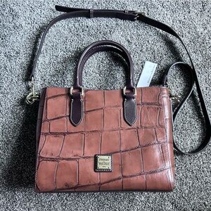 NWT Dooney and Bourke tote